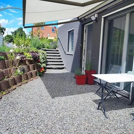 Apartment Le Jardin D'horace O Im Garten Von Horaz