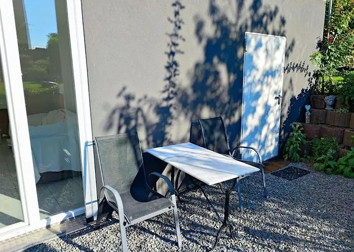 Le Jardin D'horace O Im Garten Von Horaz *